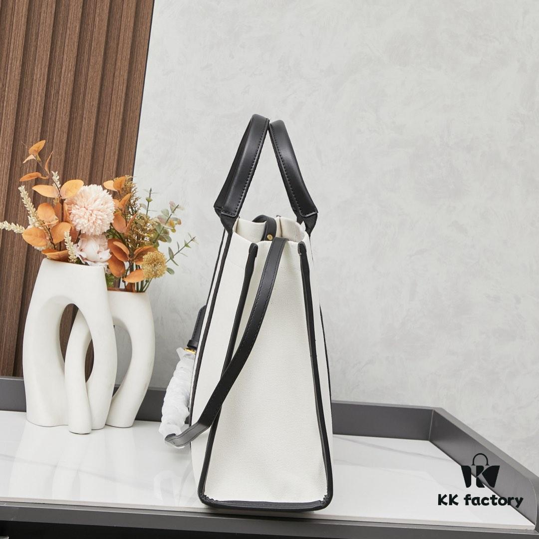 Large Balenciaga Hardware Tote – A modern interpretation of a canvas bag originally developed for the Marine Corps