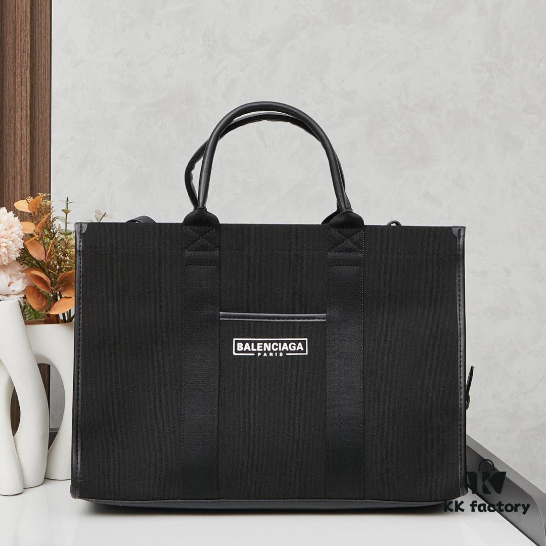 Large Balenciaga Hardware Tote – A modern interpretation of a canvas bag originally developed for the Marine Corps