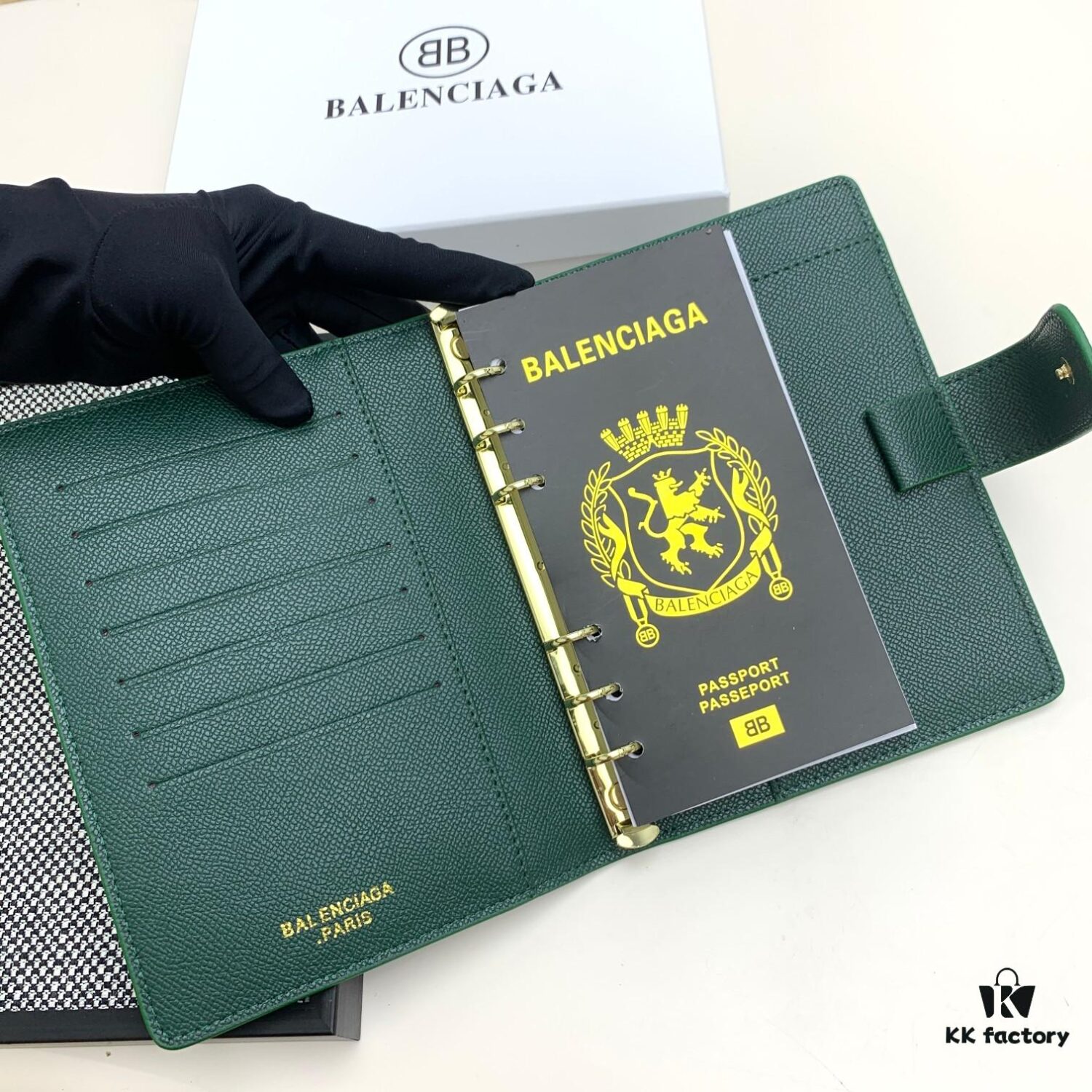 BALENCIAGA Notepad Secret Cabinet Style, Fine Smooth Material, Impeccable Craftsmanship with Built-in Card Slots and Dividers, Size 15x19x4cm