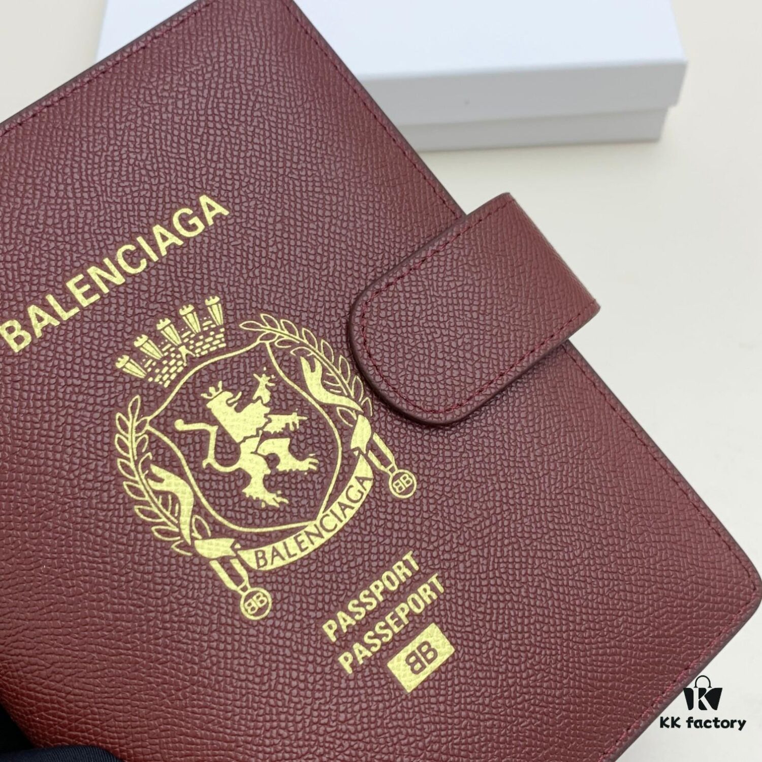 BALENCIAGA Notepad ✉️ Boutique Edition, Exquisite Smooth Material, Impeccable Craftsmanship, Featuring Card Slots and Interior Compartments, Size 15x19x4cm