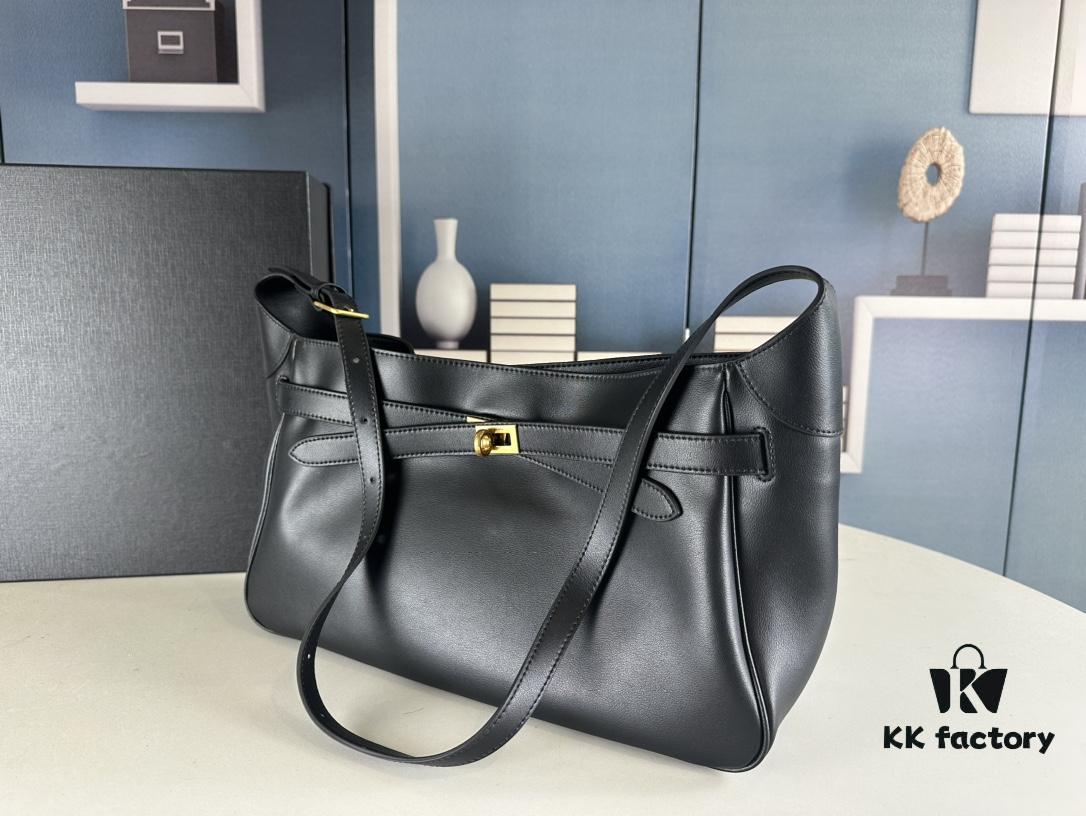 New Balenciaga Winter 24 Collection Re-see Shoulder Bucket Bag, Full-Grain Leather, Minimalist Luxury Design, Upcycled Motorcycle Glove Handbag with Keychain Closure, Effortlessly Chic Look