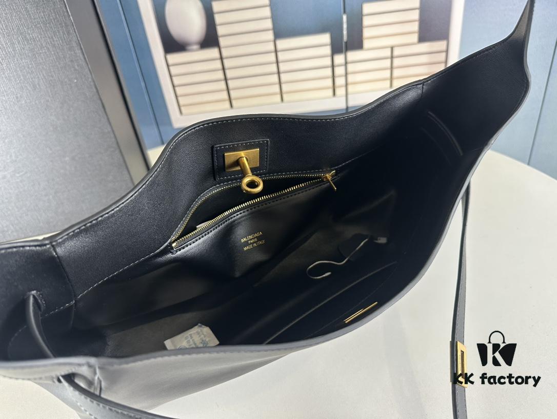 New Balenciaga Winter 24 Collection Re-see Shoulder Bucket Bag, Full-Grain Leather, Minimalist Luxury Design, Upcycled Motorcycle Glove Handbag with Keychain Closure, Effortlessly Chic Look