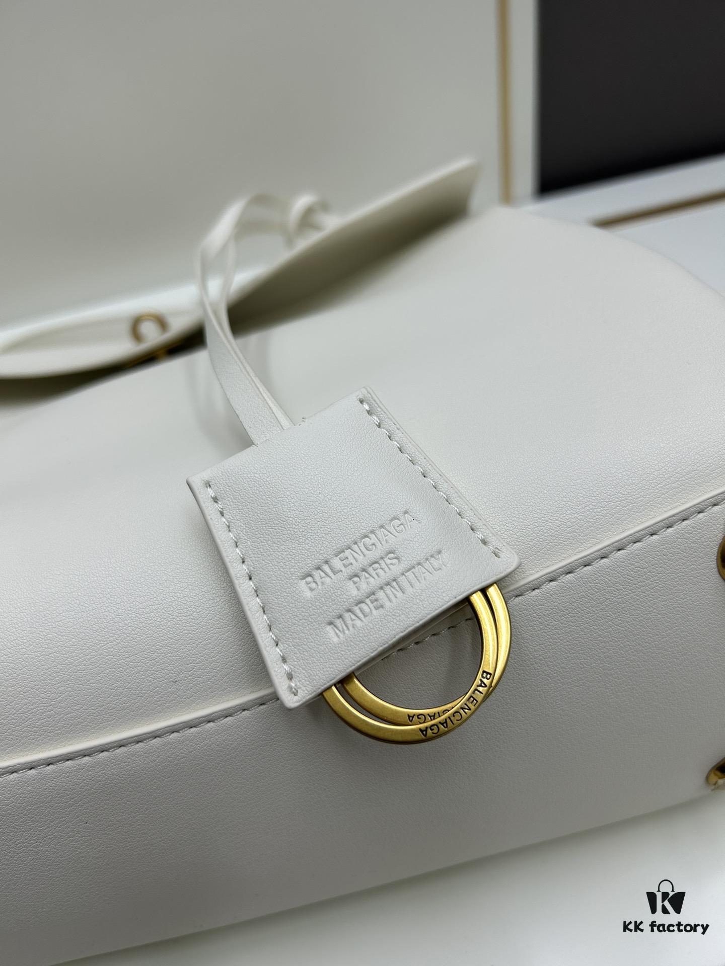 35cm Balenciaga Rodeo