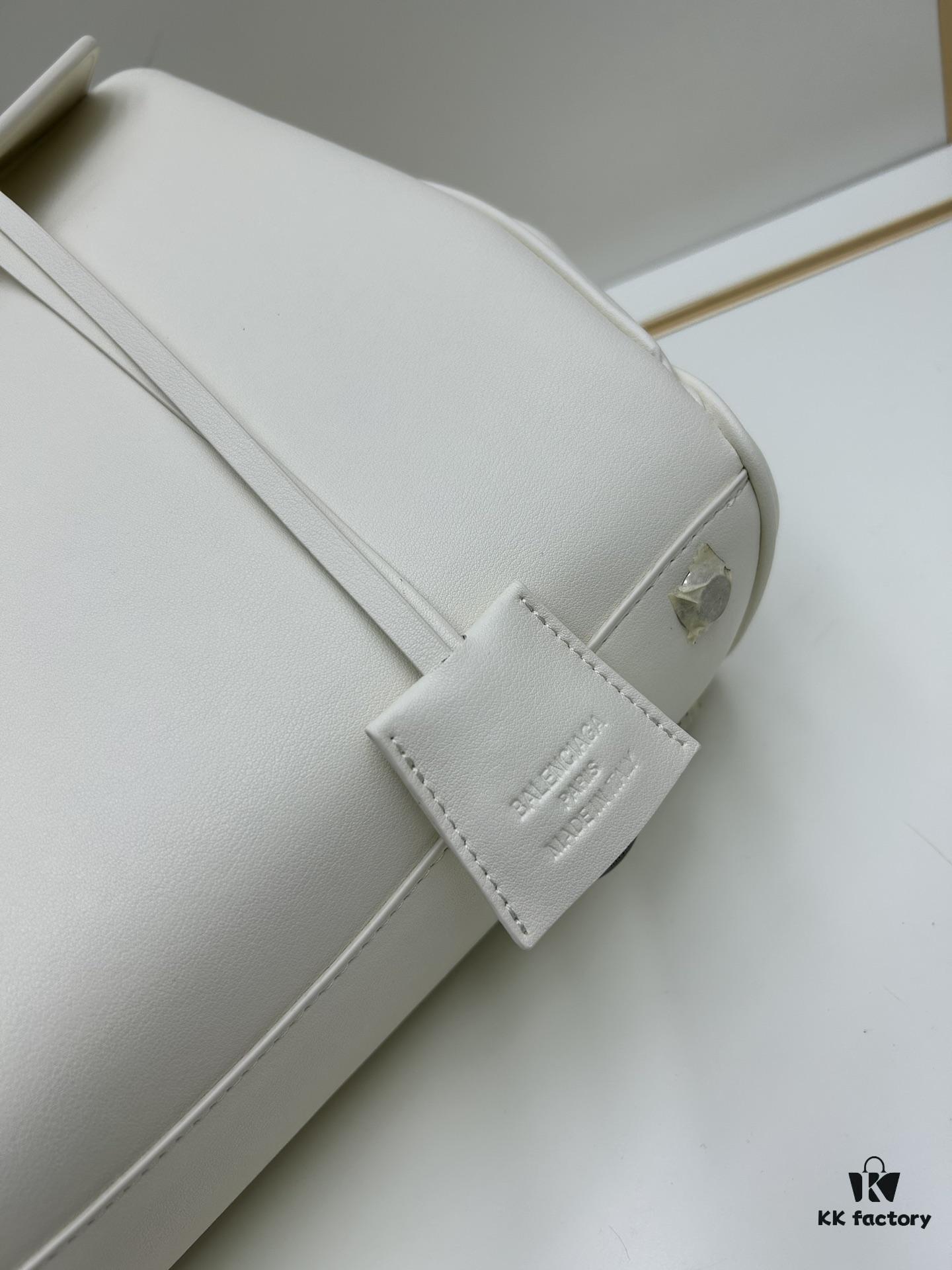 35cm Balenciaga Rodeo