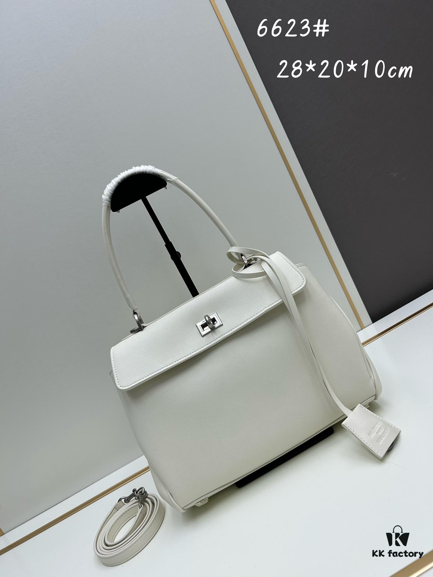 28cm Balenciaga Rodeo