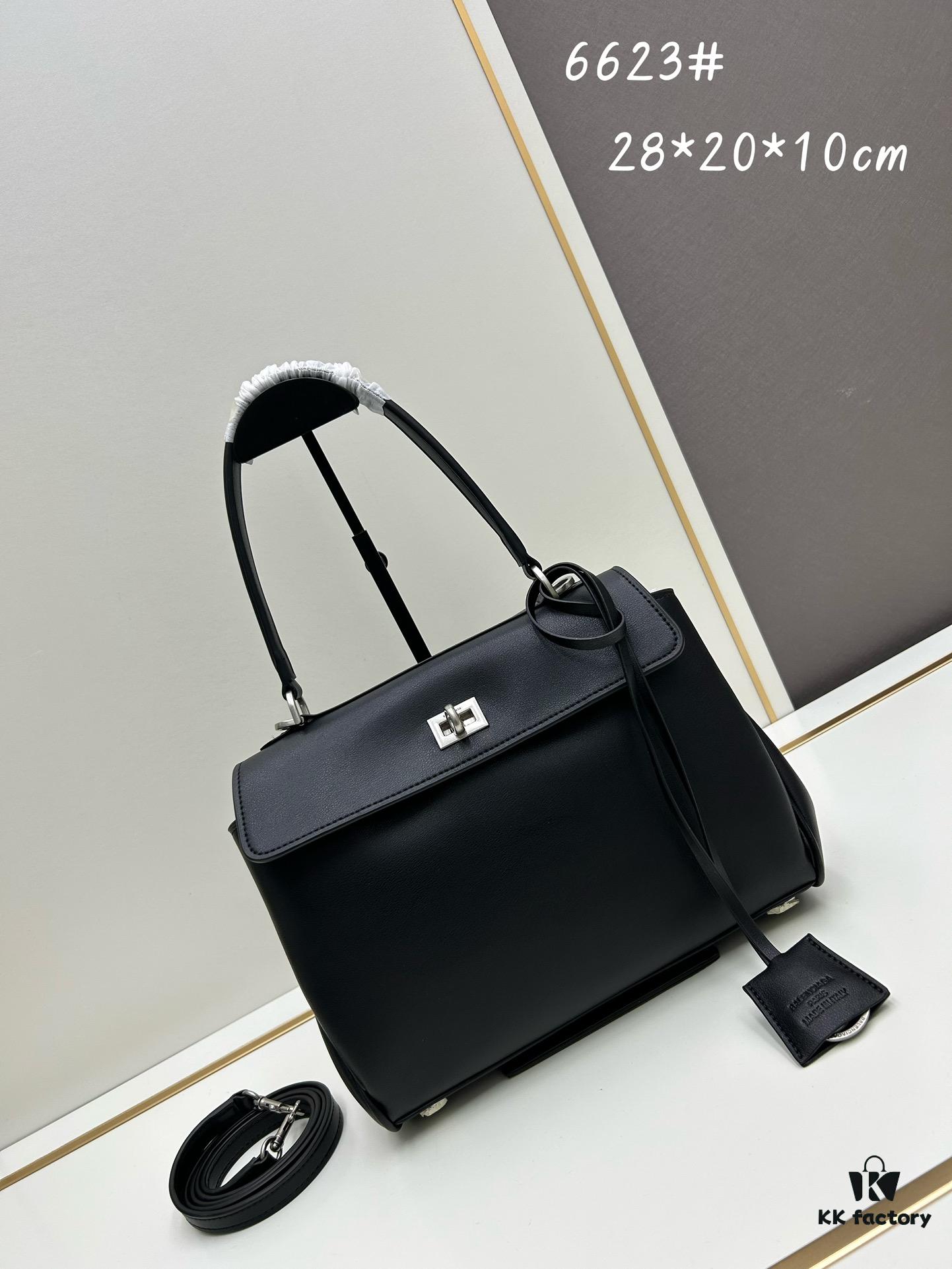 28cm Balenciaga Rodeo 🖤🖤