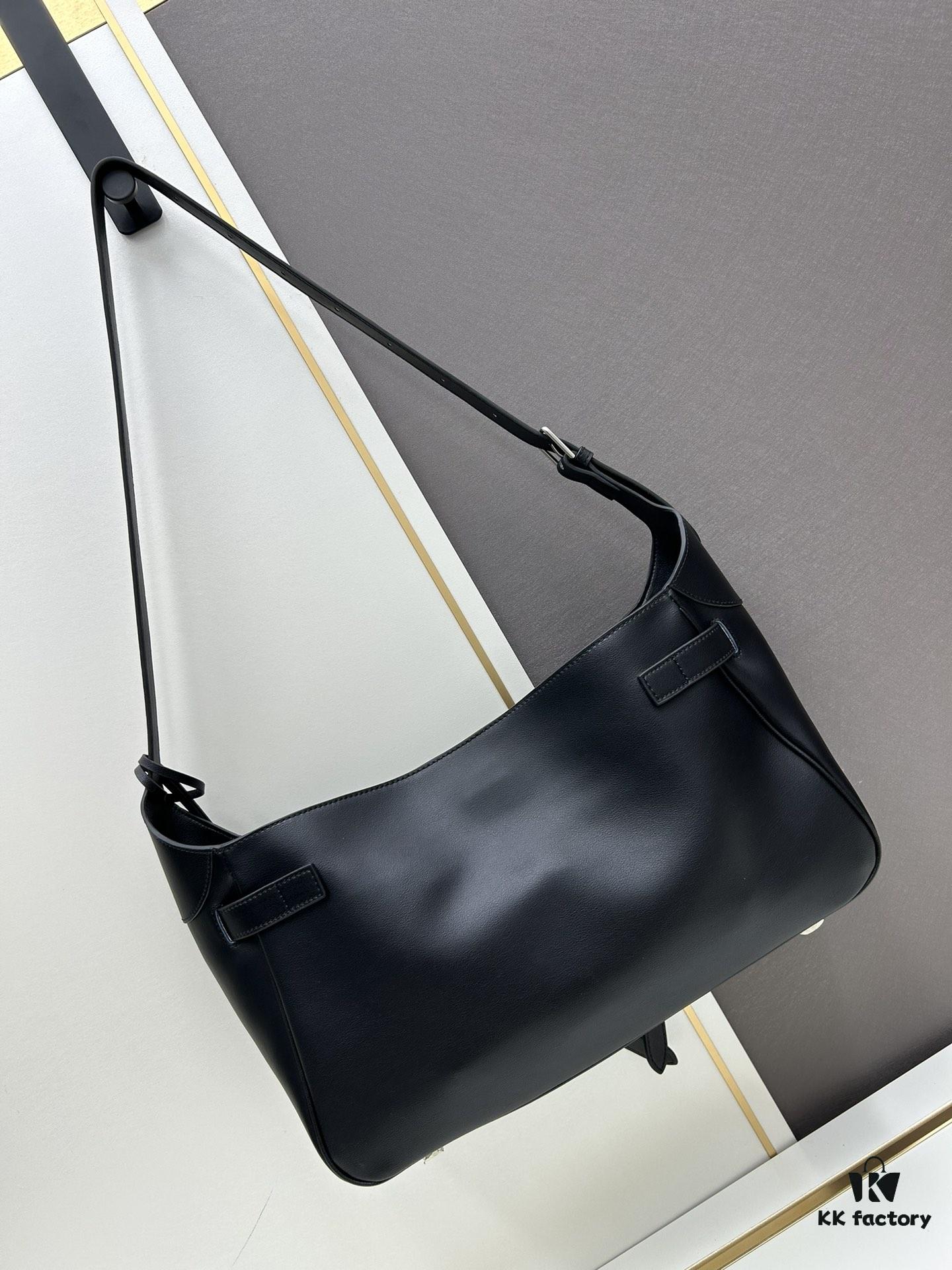 New BALENCIAGA Winter 24 Collection Re-See Shoulder Bucket Bag, Top-Grain Cowhide Leather, Minimalist Luxury Design