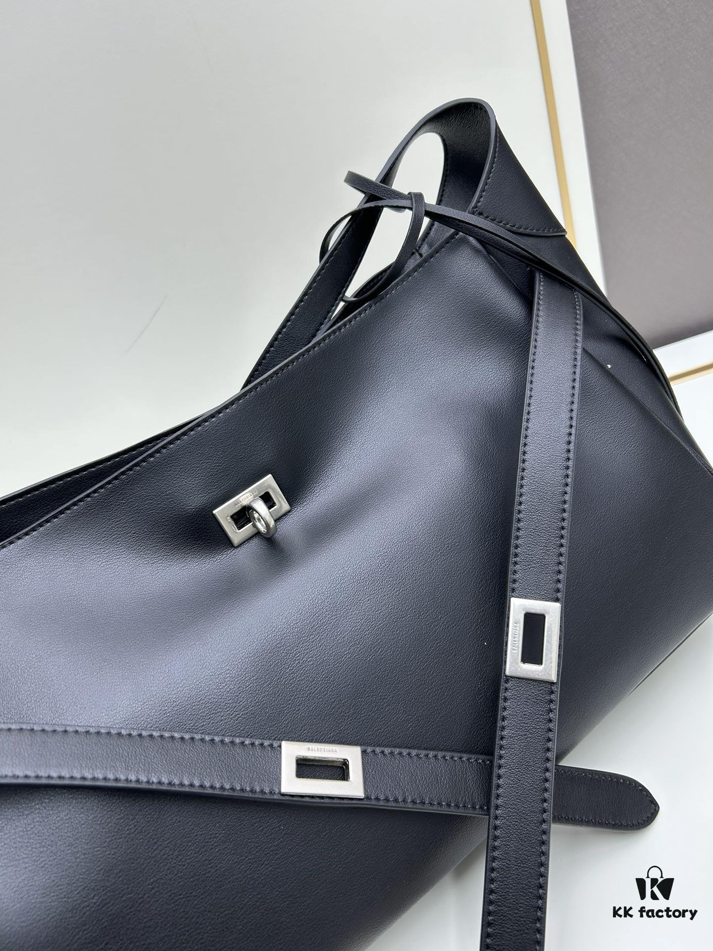 New BALENCIAGA Winter 24 Collection Re-See Shoulder Bucket Bag, Top-Grain Cowhide Leather, Minimalist Luxury Design