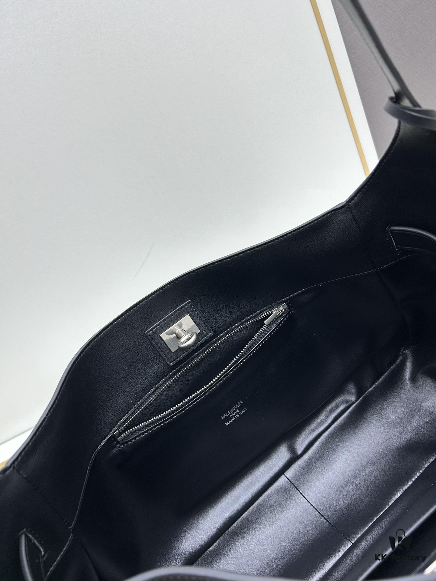 New BALENCIAGA Winter 24 Collection Re-See Shoulder Bucket Bag, Top-Grain Cowhide Leather, Minimalist Luxury Design