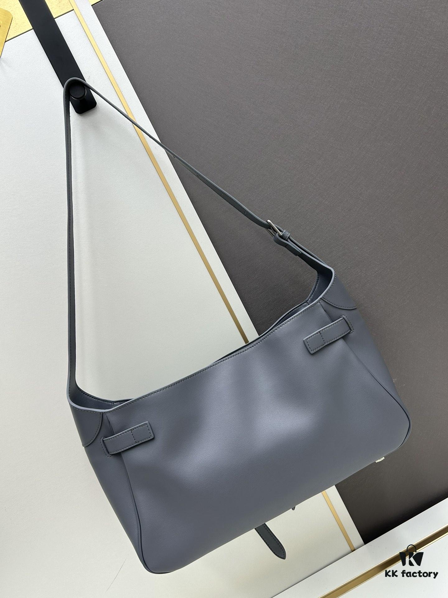 New BALENCIAGA Winter 24 Collection Re-See Shoulder Bucket Bag, Full-Grain Leather, Minimalist Luxury Design, Upcycled Motorcycle Glove Handbag with Keychain Closure, Elegant and Sophisticated Look
