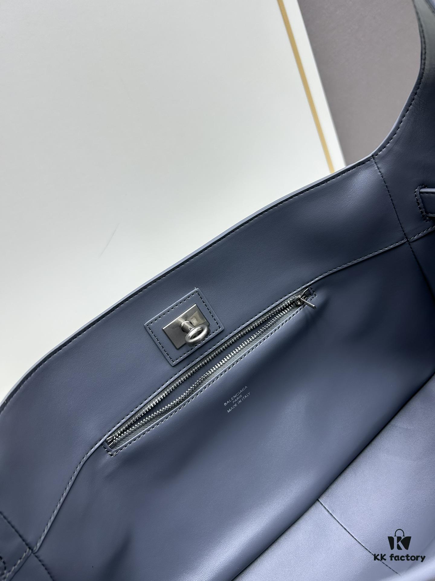 New BALENCIAGA Winter 24 Collection Re-See Shoulder Bucket Bag, Full-Grain Leather, Minimalist Luxury Design, Upcycled Motorcycle Glove Handbag with Keychain Closure, Elegant and Sophisticated Look