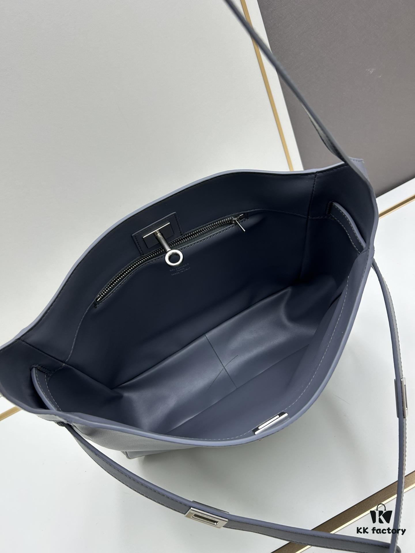 New BALENCIAGA Winter 24 Collection Re-See Shoulder Bucket Bag, Full-Grain Leather, Minimalist Luxury Design, Upcycled Motorbike Glove Handbag with Keychain Closure, Elegant and Sophisticated, Size 30x25x10