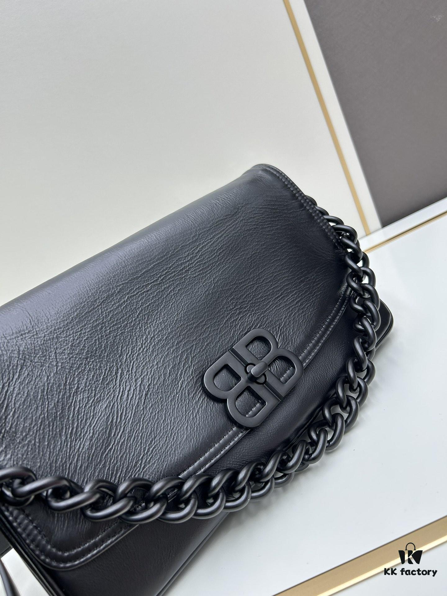 Medium Size 💰 Latest Hot-Selling Balenciaga New Soft Bag, Premium Full-Grain Leather, Elegant and Spacious