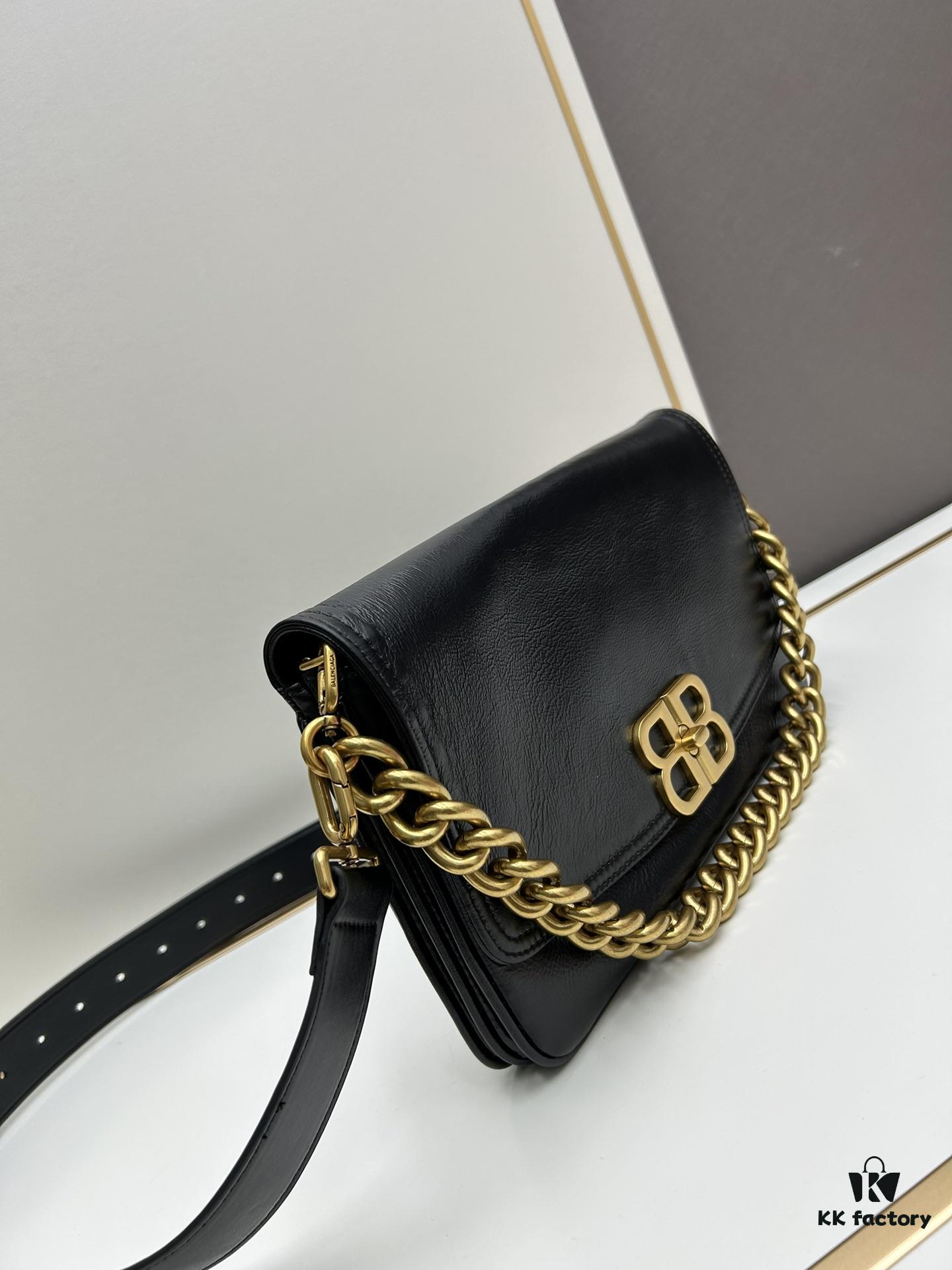 Medium Size 💰 Latest Hot-Selling Balenciaga New Soft Bag, Premium Full-Grain Leather, Elegant and Spacious