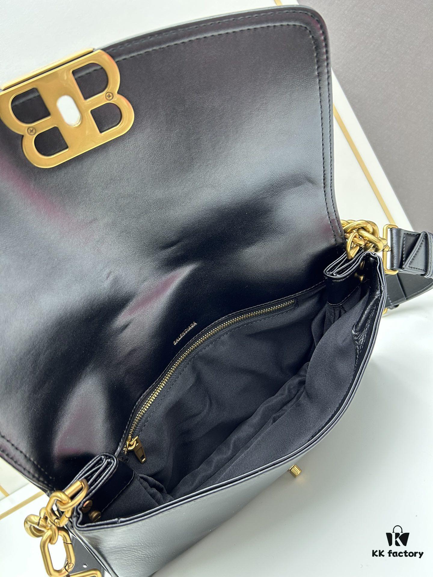 Medium Size 💰 Latest Hot-Selling Balenciaga New Soft Bag, Premium Full-Grain Leather, Elegant and Spacious