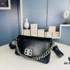 Medium Size 💰 Latest Hot-Selling Balenciaga New Soft Bag, Premium Full-Grain Leather, Soft and Exquisite Texture, Stylish Metal Chain Strap, Spacious Capacity