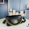 Medium Size Latest Hot-Selling Balenciaga New Soft Bag, Top-Grain Leather, 30x17x6 cm, Model 84883