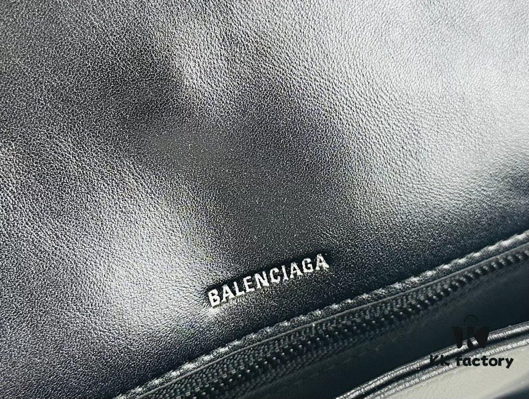 Medium Size 💰 Latest Hot-Selling Balenciaga New Soft Bag 84883, Top Grain Leather, 30x17x6