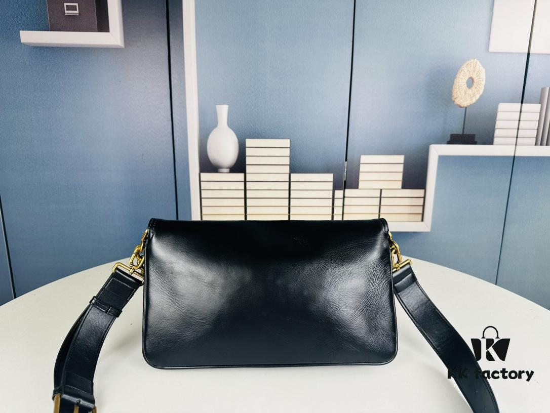 Medium Size Latest Hot-Selling Balenciaga New Soft Bag, Top-Grain Leather, 30x17x6 cm, Model 84883