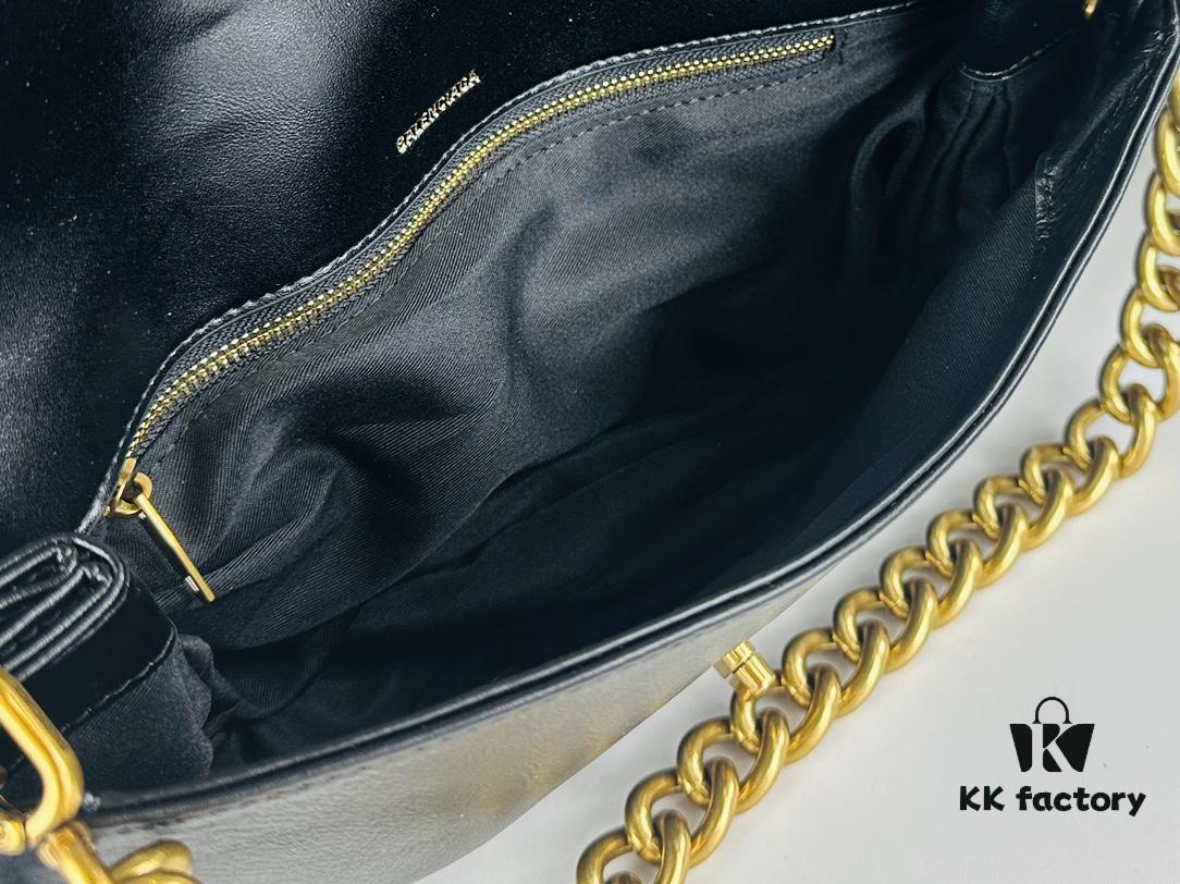 Medium Size Latest Hot-Selling Balenciaga New Soft Bag, Top-Grain Leather, 30x17x6 cm, Model 84883