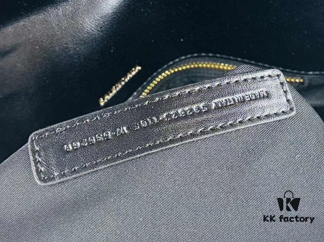 Medium Size Latest Hot-Selling Balenciaga New Soft Bag, Top-Grain Leather, 30x17x6 cm, Model 84883