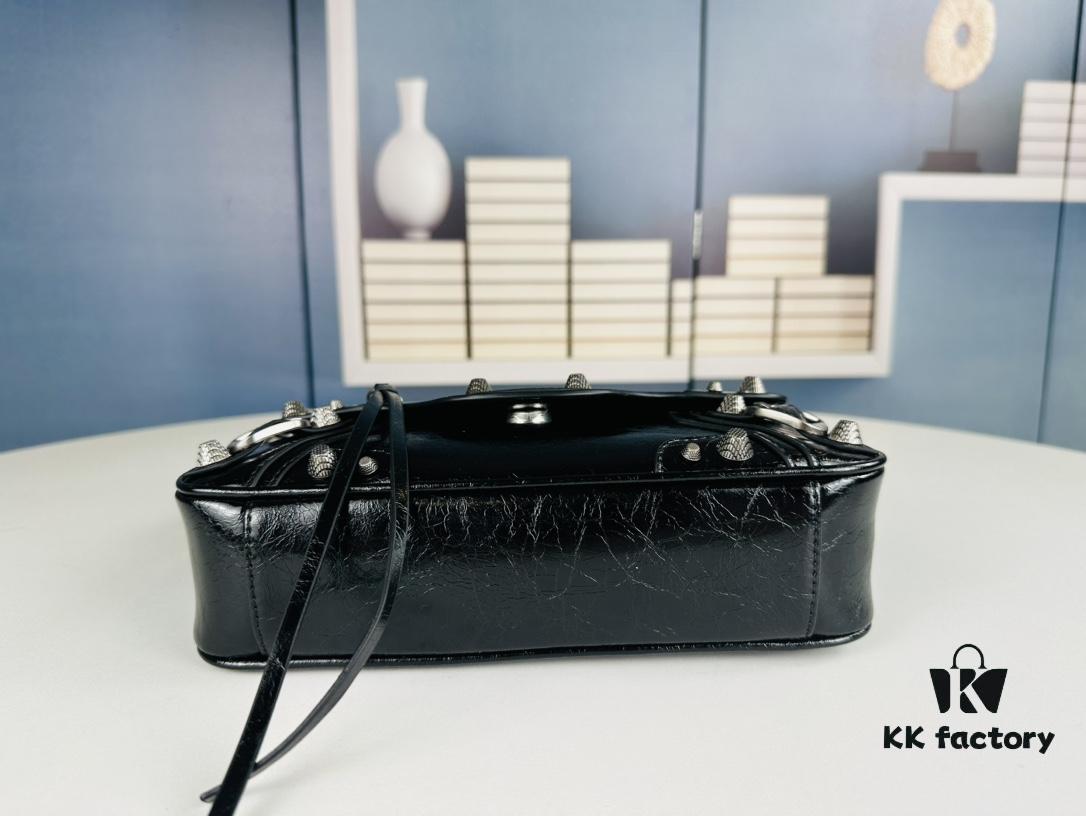 BALENCIAGA Le Cagole Camera Motorcycle Flap Bag [Waxed Black/Gray] 6701