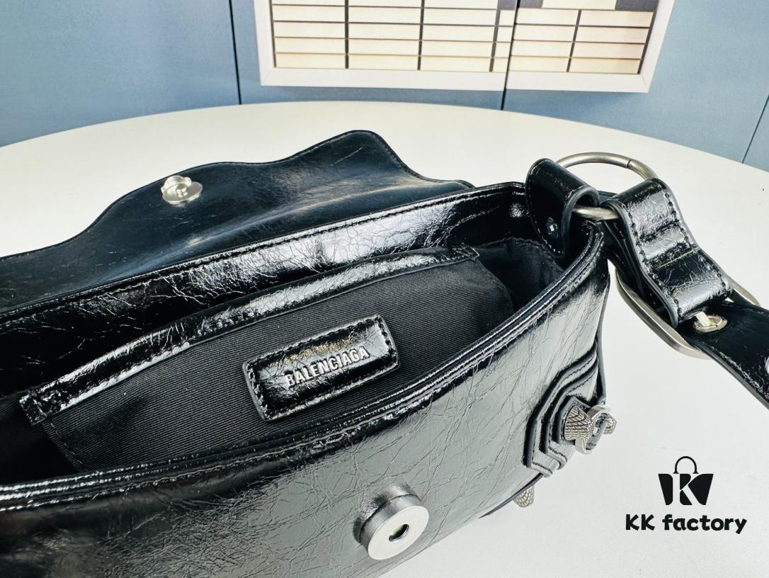 BALENCIAGA Le Cagole Camera Motorcycle Flap Bag [Waxed Black/Gray] 6701