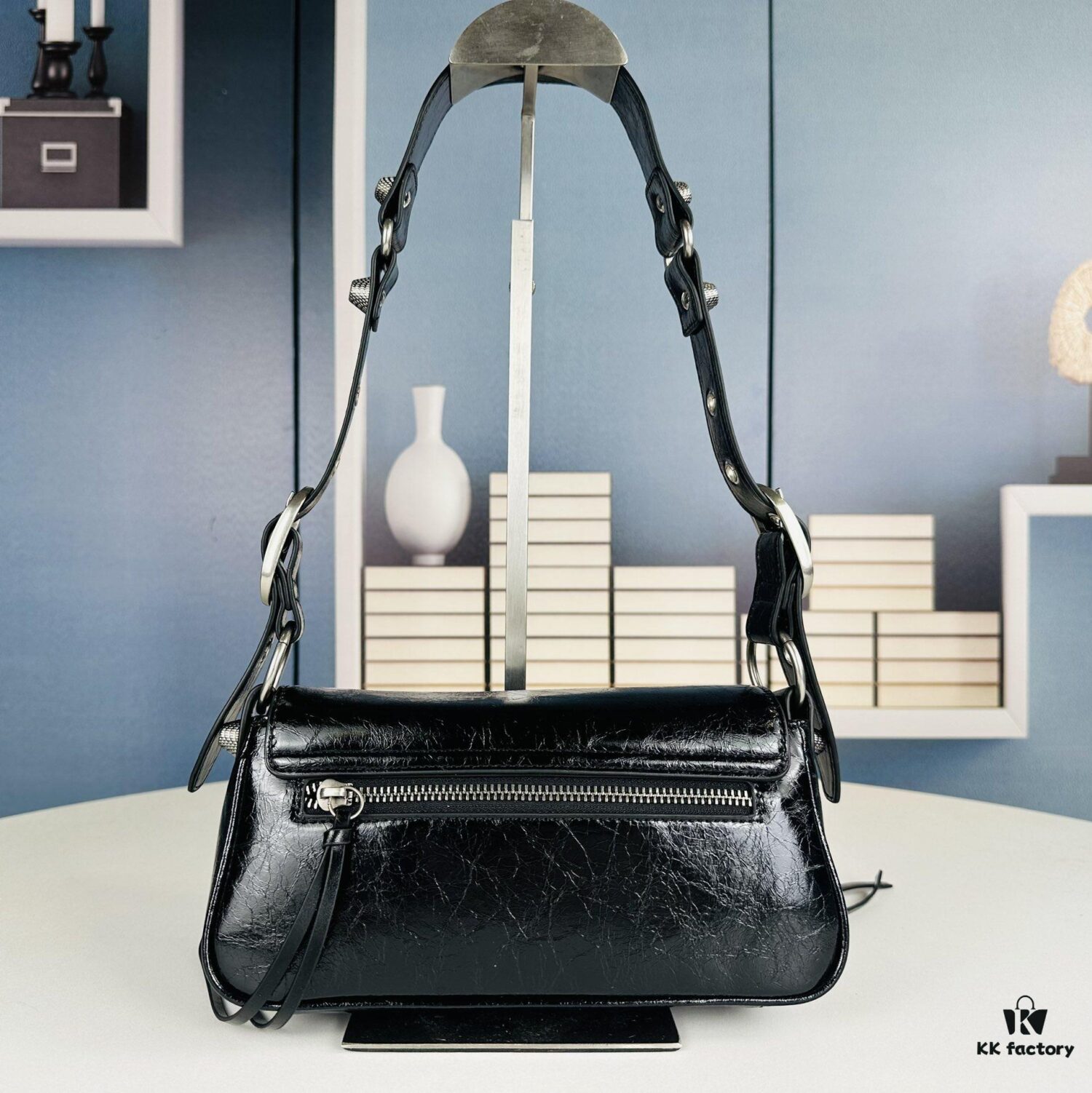 BALENCIAGA Le Cagole Camera Motorcycle Flap Bag [Waxed Black/Gray] 6701