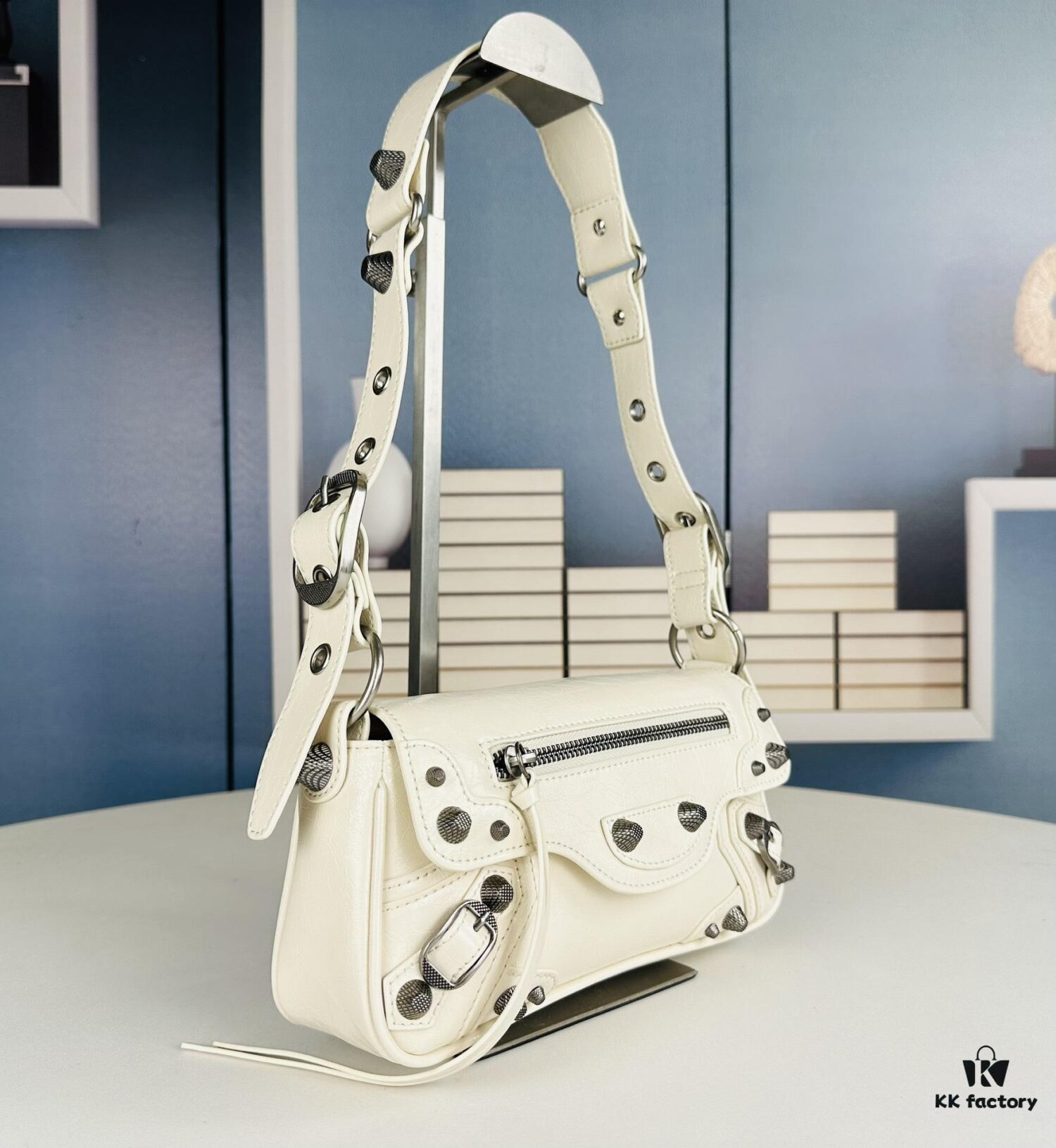 BALENCIAGA Le Cagole Camera Bag in Waxed Black/Grey - Style No. 6701