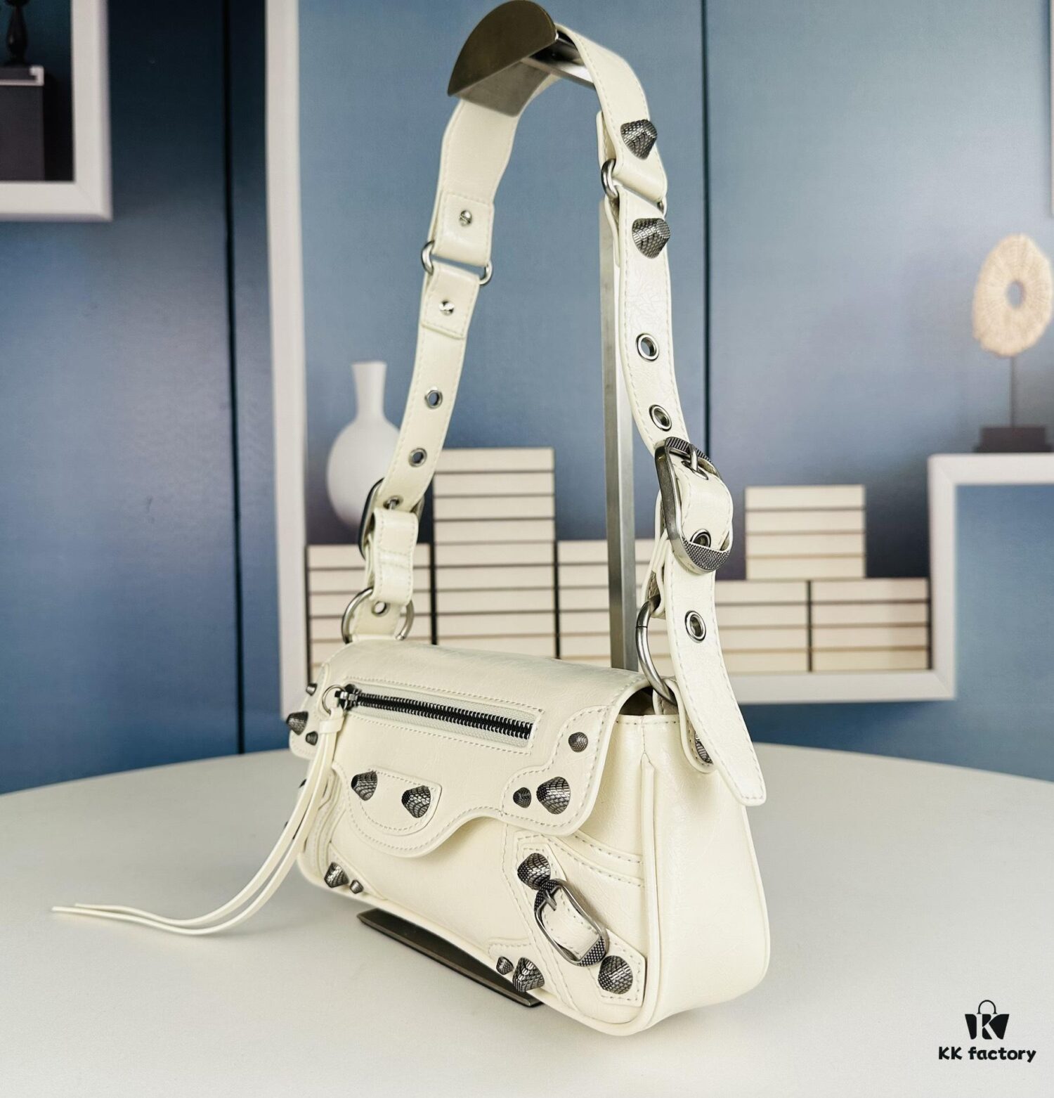 BALENCIAGA Le Cagole Camera Bag in Waxed Black/Grey - Style No. 6701