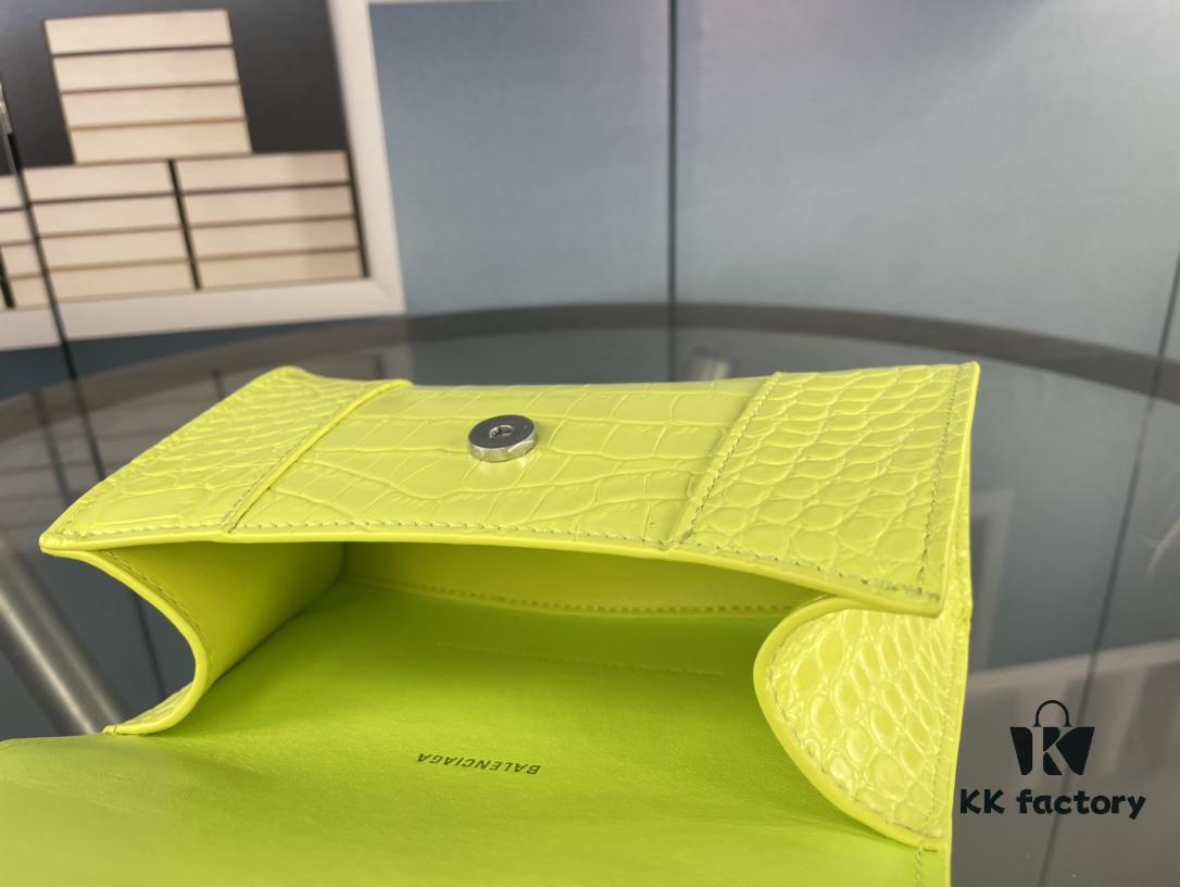 New Large and Small 235 Balencia Paris House, This Season's Heavyweight Plain Weave Hourglass Bag