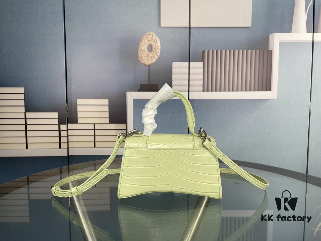 New Large and Small Size 235 Balencia Paris House, This Season's Highlight Crocodile Texture Hourglass Bag