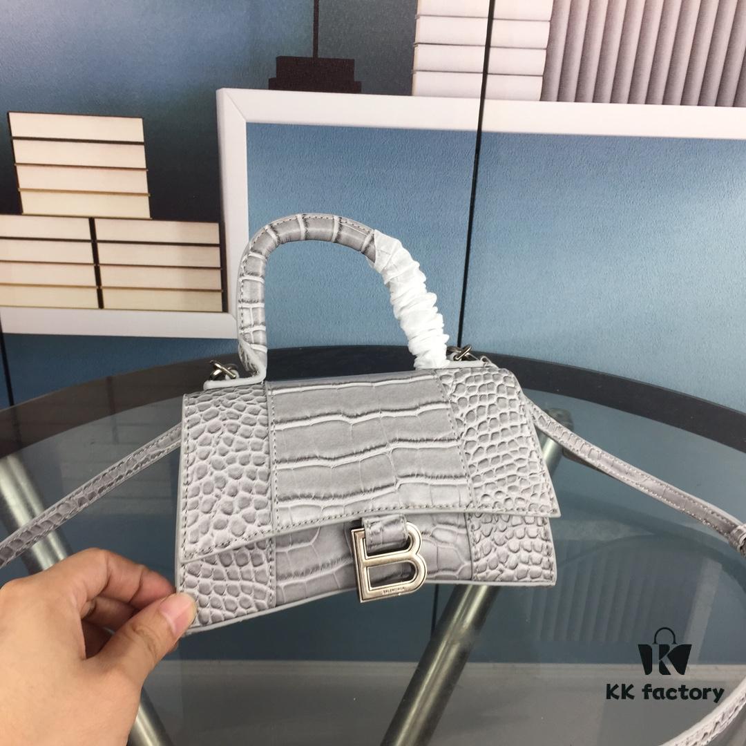 New Large and Small Size 235 Balencia Paris House, This Season's Highlight Crocodile Texture Hourglass Bag with Unique Signature Curved Silhouette