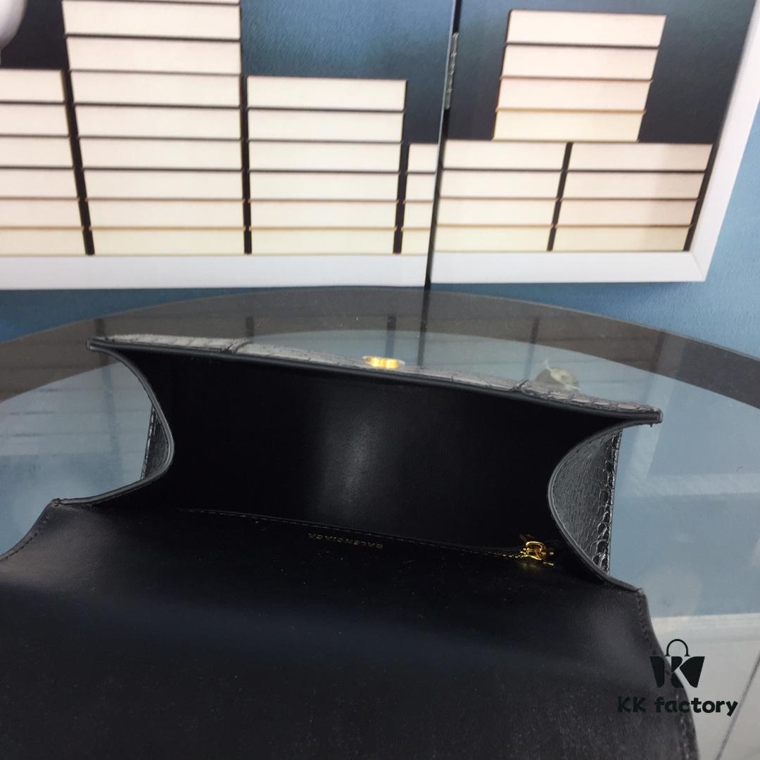 New Arrival Large and Small Size 235 Balencia Paris, This Season's Highlight Crocodile Texture Hourglass Bag