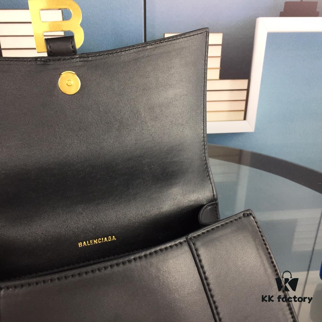 New Large and Small 235 Balencia Paris House, This Season's Highlight: Plain Weave Hourglass Bag