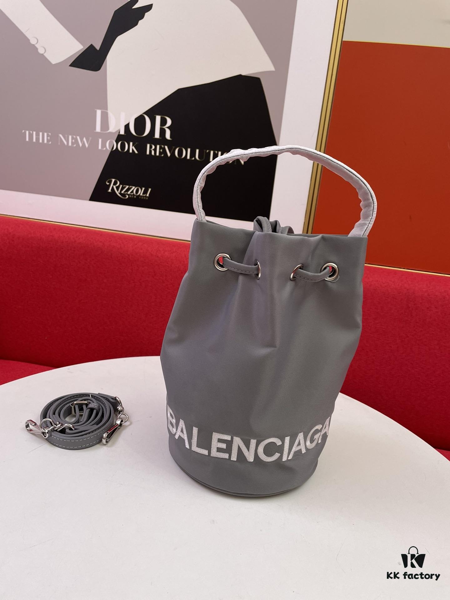 BALENCIAGA Spring/Summer New Arrival NAVY CABAS Bucket Bag
