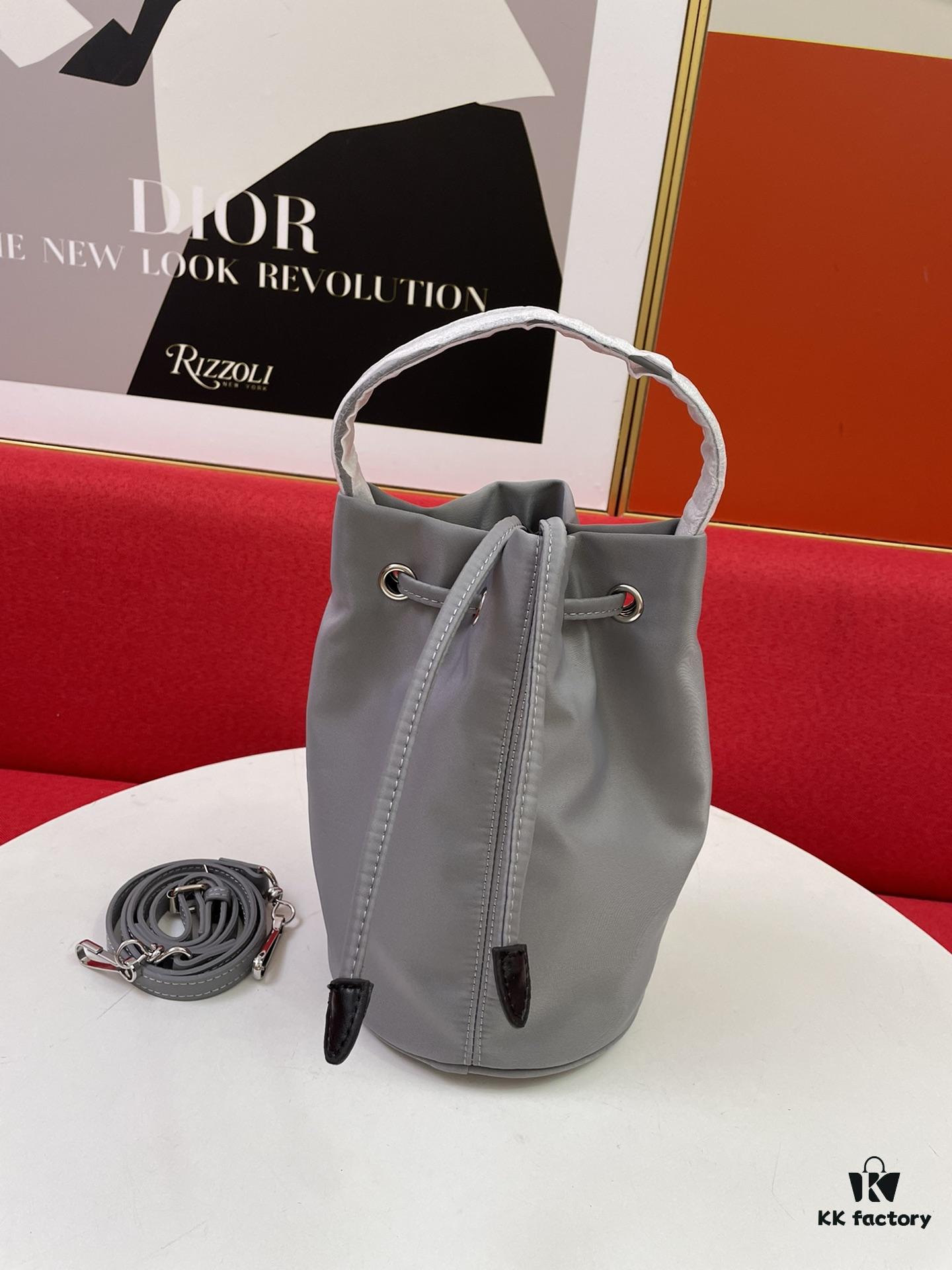 BALENCIAGA Spring/Summer New Arrival NAVY CABAS Bucket Bag