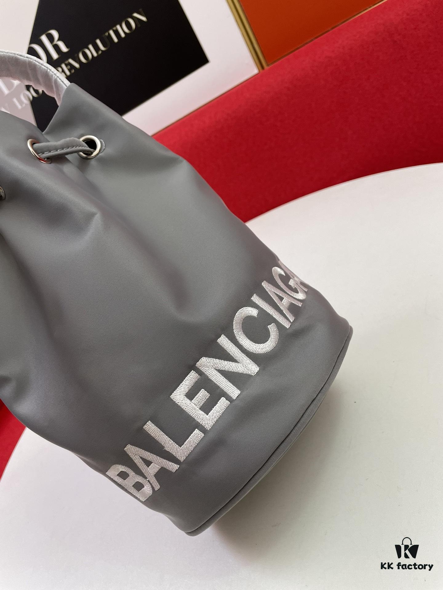 BALENCIAGA Spring/Summer New Arrival NAVY CABAS Bucket Bag