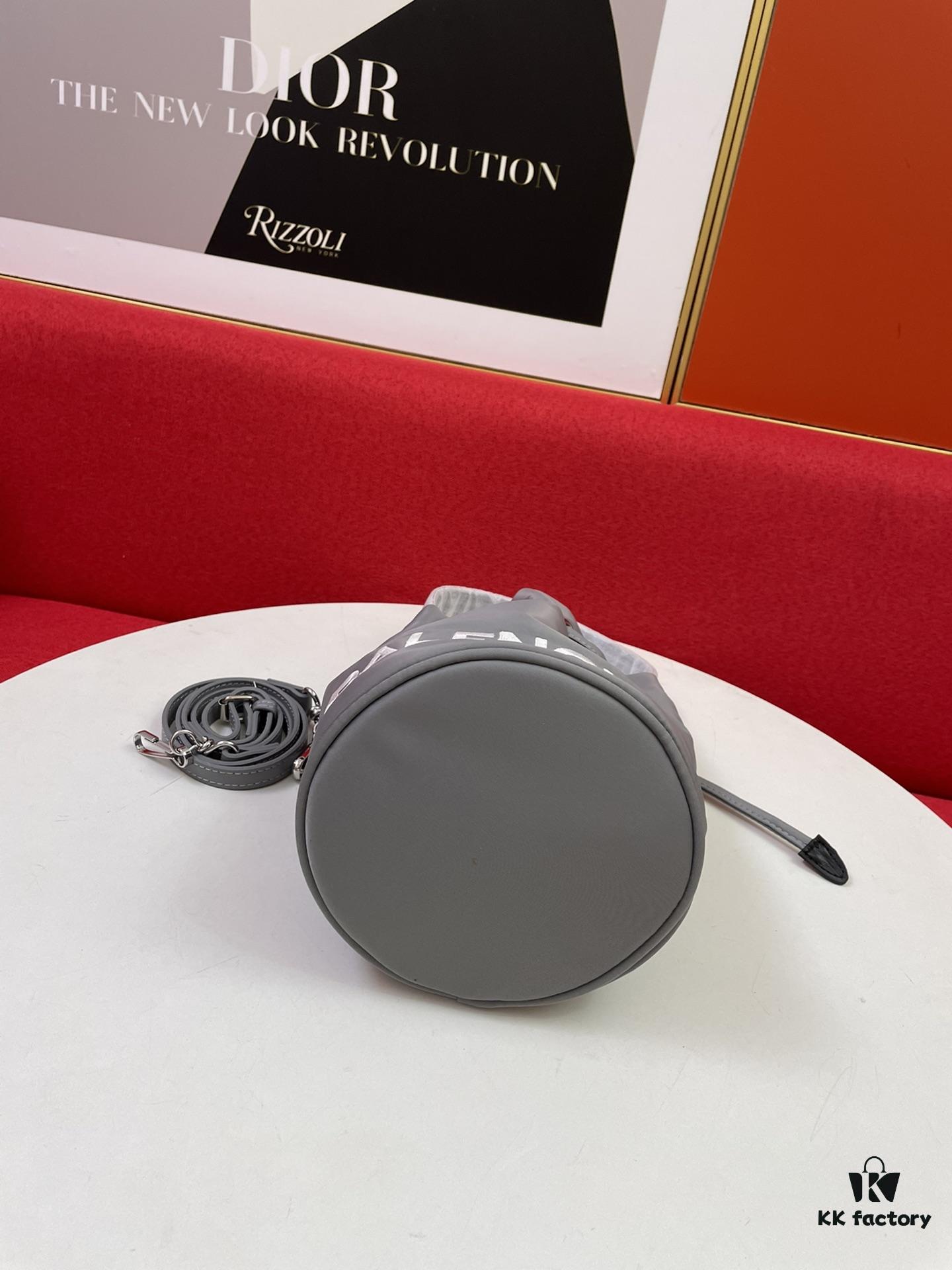 BALENCIAGA Spring/Summer New Arrival NAVY CABAS Bucket Bag