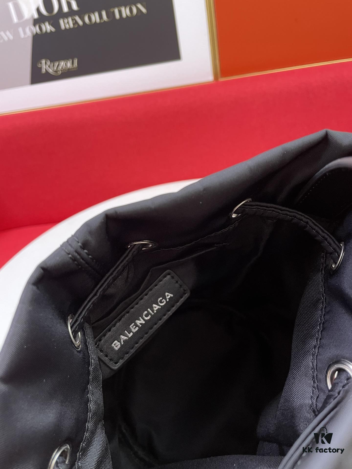 BALENCIAGA Spring/Summer New Arrival NAVY CABAS Bucket Bag