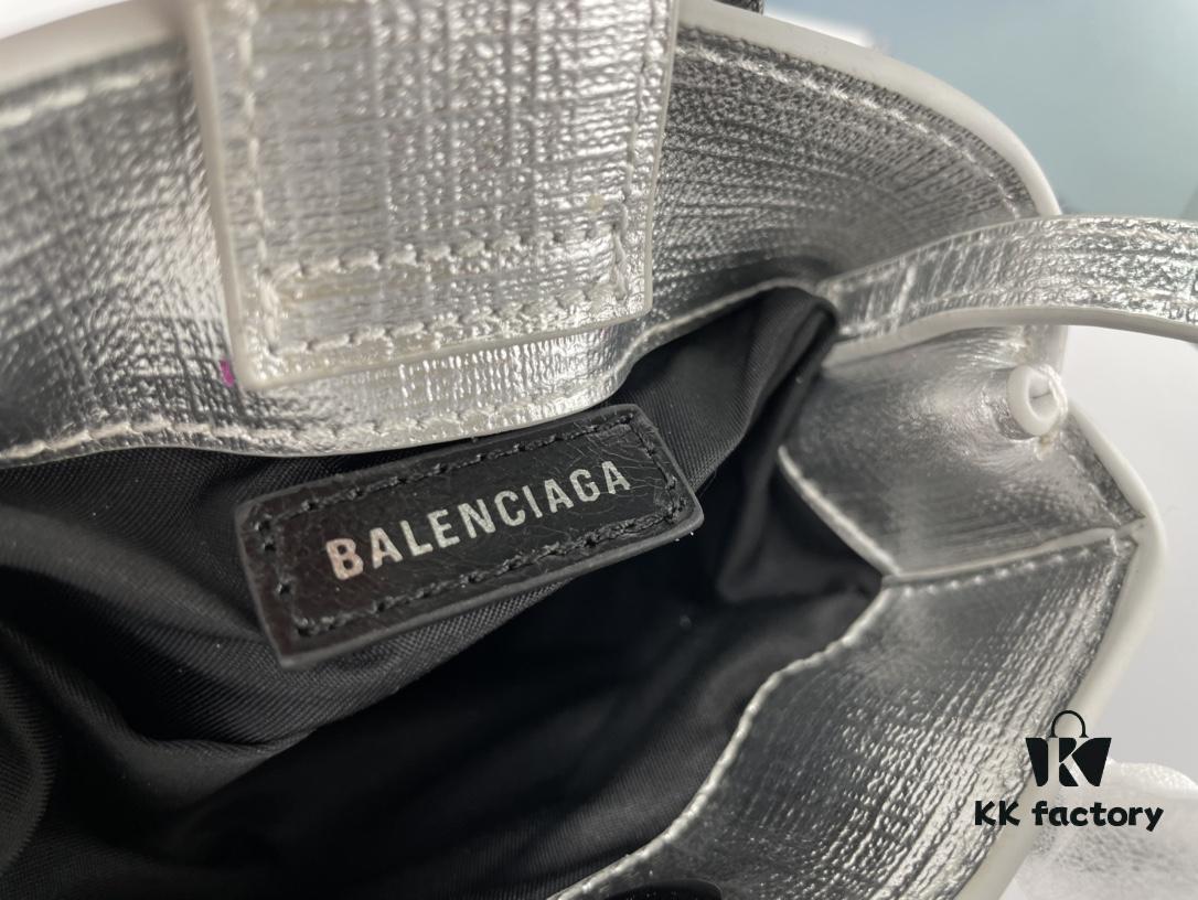 Upgraded Version (with Serial Number) 🔥 Balenciaga Parisiennes Cross-Texture Mini Shopping Bag
