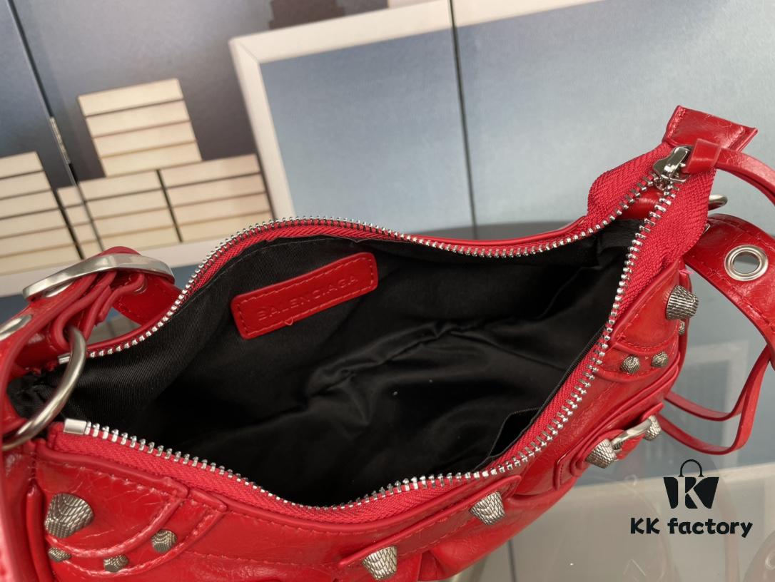 New Color [Small] Balenciaga Latest Le Cagole Half-Moon Crossbody Bag