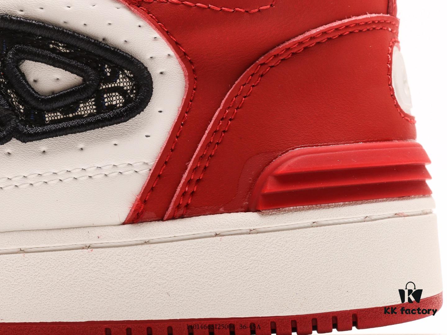 Dior B28 Oblique Galaxy Low Top Sneakers, B28 Low-Cut Series Vintage Stylish Casual Skate Shoes with Embroidered CD Double Image