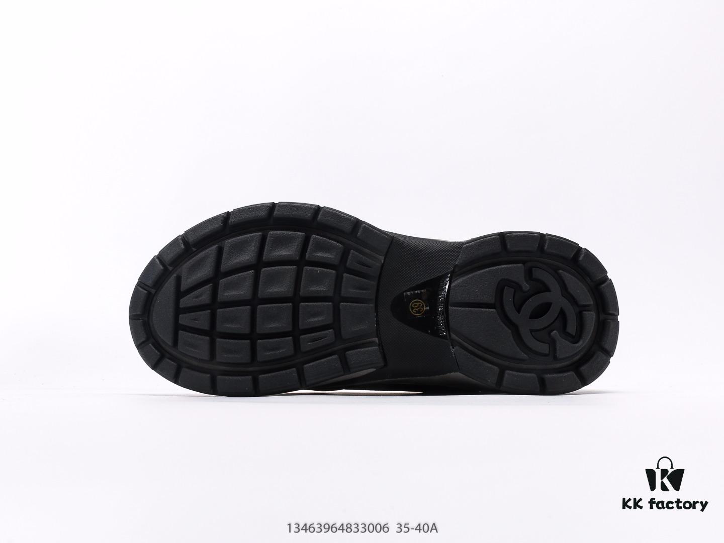 Chanel Sneakers, Social Media Influencer Recommended Style, This Season's New Arrival, A Must-Have