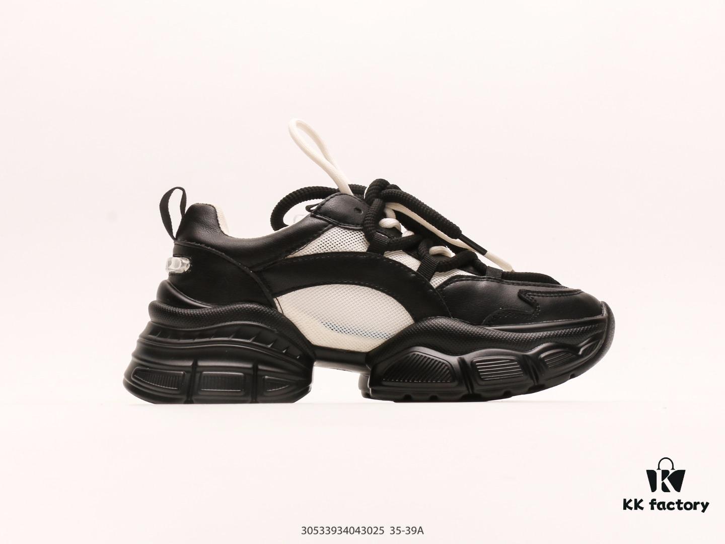 Chanel Sneakers, Social Media Influencer Recommended Style, This Season's New Arrival, A Must-Have