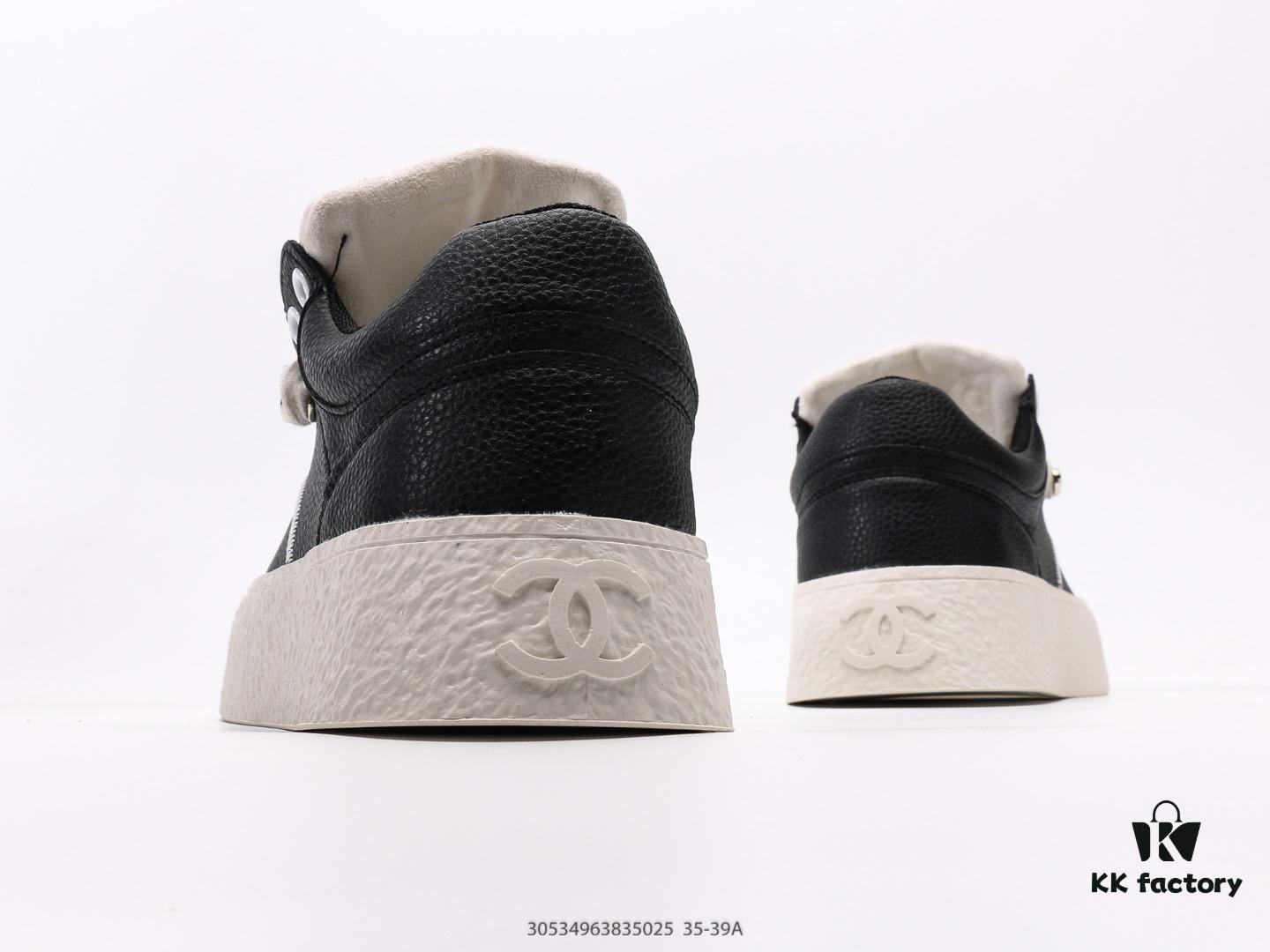 Chanel Kung Fu Panda Electric Show Style 2024 Autumn/Winter New Authentic Leather Lightweight Versatile Casual Sneakers