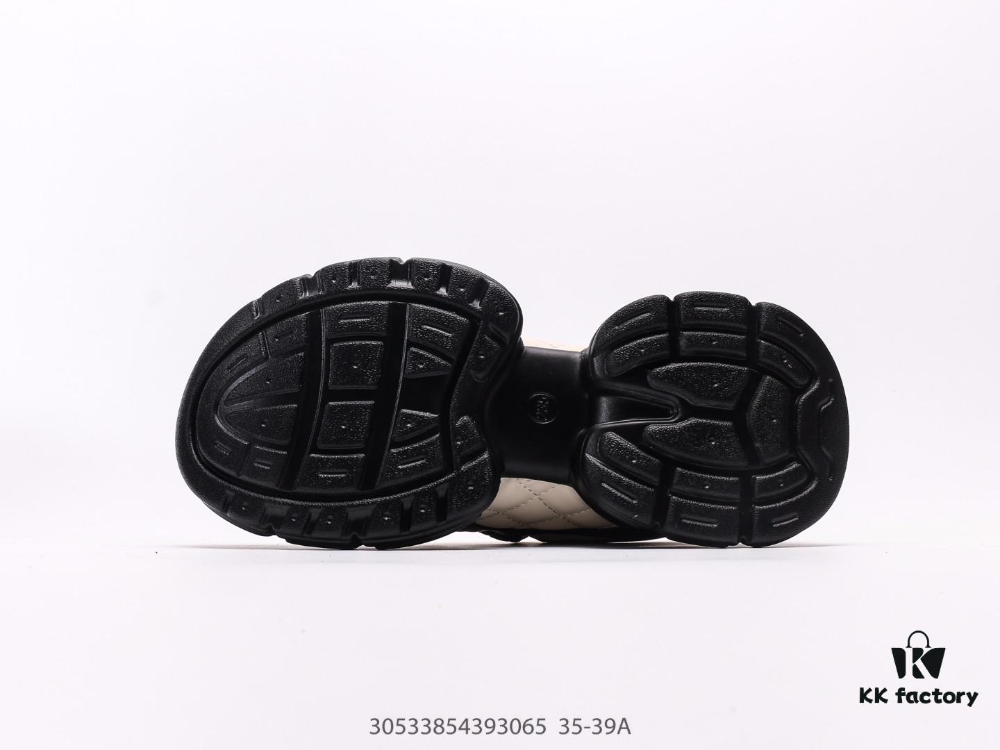 Chanel Four-Season Versatile Hidden Tennis Shoes for Coco Girls, Elegant and Comfortable, Custom Lamb Skin Upper with Calf Suede, Imported Breathable Fabric Lining, Lambskin Interior, Original Molded Rubber Studs Combined with Factory TPU Outsole