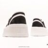 Chanel Canvas Casual Platform Sneakers, Classic All-Season Style, Favored by Influencers and Social Media Stars, Highly Popular with Excellent Breathability, Perfect for Spring and Summer, Stylish and Youthful Design That Elevates Any Outfit, Easy to Maintain, Comes with Exclusive Retail Packaging
