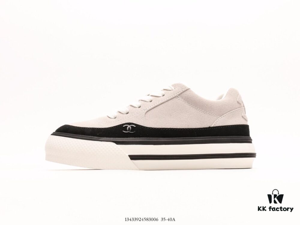 Chanel Sneakers, Influencers' Social Media Recommended Style, This Season's New Arrival, Must-Have Pair with Exceptional On-Foot Look, Effortlessly Stylish Casual Sporty Vibe Embodies Chanel's Fashion-Forward Femininity, Custom Design That Made All Other Sport Styles Obsolete Upon Release, Now Available