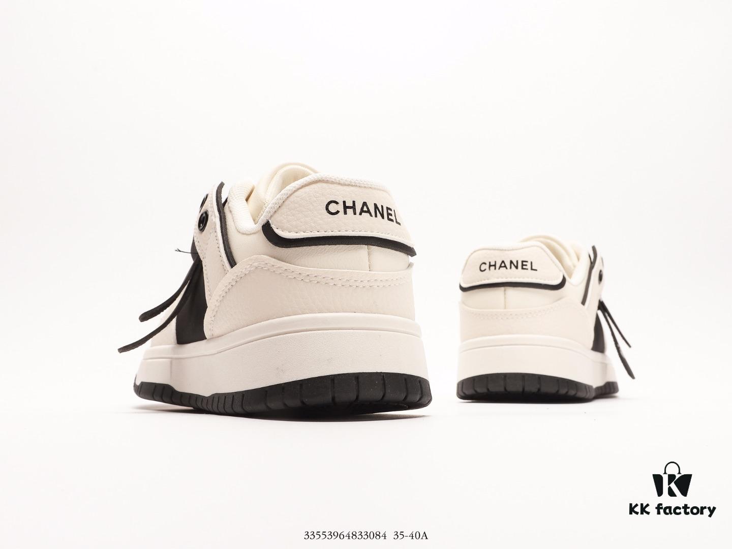 Chanel 23SS Spring Resort Collection Metallic Style Casual Shoes, Latest International Runway Series, Imported Genuine Metal Leather, Technical Fabric, Original Custom Breathable Mesh Lining, Lightweight Foam Composite Sole Molded to Original Design, 3.5CM Thick Sole